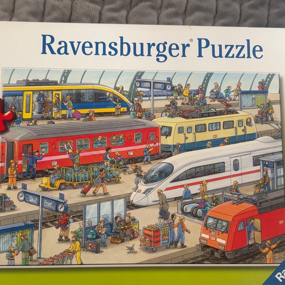 Three Ravensburger Puzzles - Transportation and Farm Themes - Picture 4 of 7